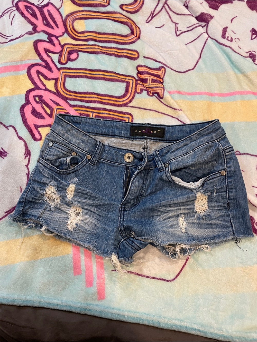DaVinci Women's Distressed Blue Denim Shorts